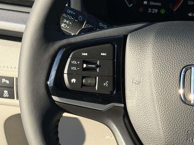 new 2026 Honda Odyssey car, priced at $50,385