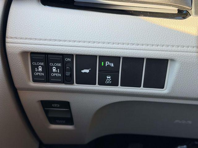 new 2026 Honda Odyssey car, priced at $50,385