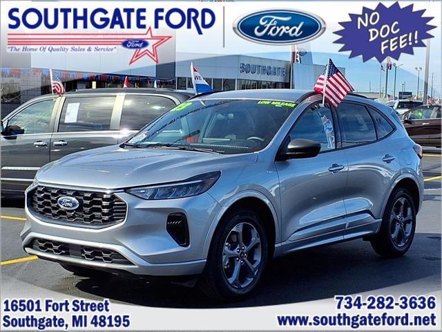 used 2023 Ford Escape car, priced at $25,621