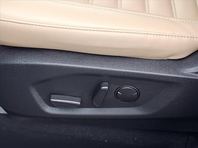 used 2024 Ford Edge car, priced at $29,495