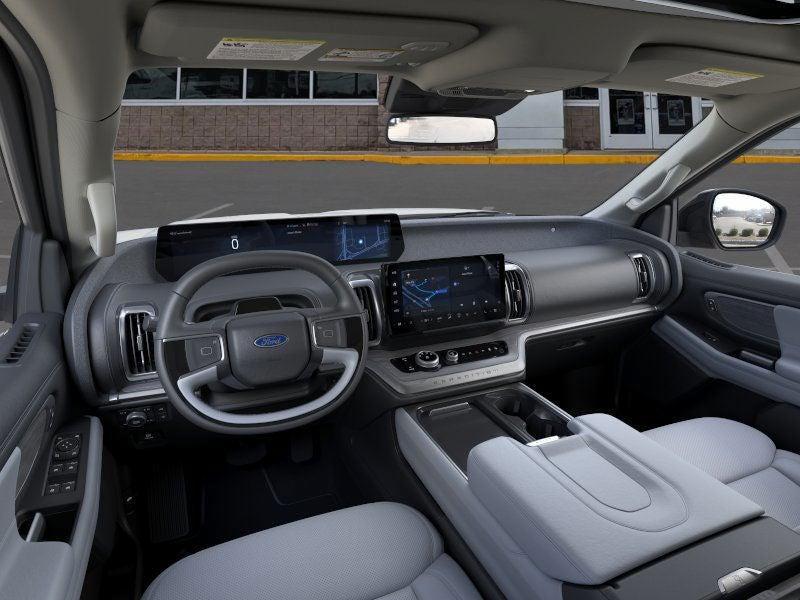new 2025 Ford Expedition car, priced at $72,620