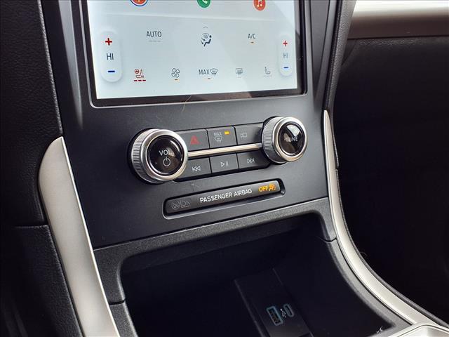 used 2024 Ford Edge car, priced at $25,922