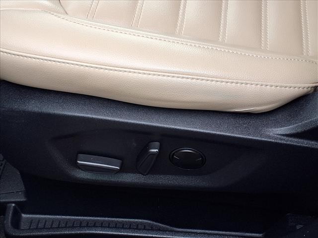 used 2024 Ford Edge car, priced at $25,922