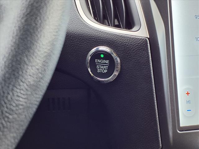 used 2024 Ford Edge car, priced at $25,922