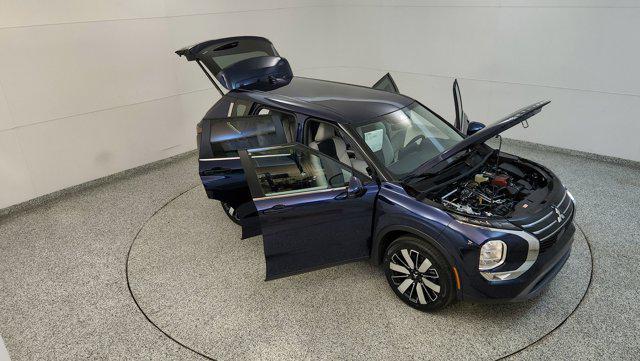 new 2025 Mitsubishi Outlander car, priced at $38,455