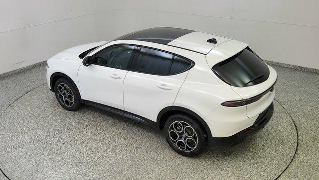 new 2025 Alfa Romeo Tonale car, priced at $43,185
