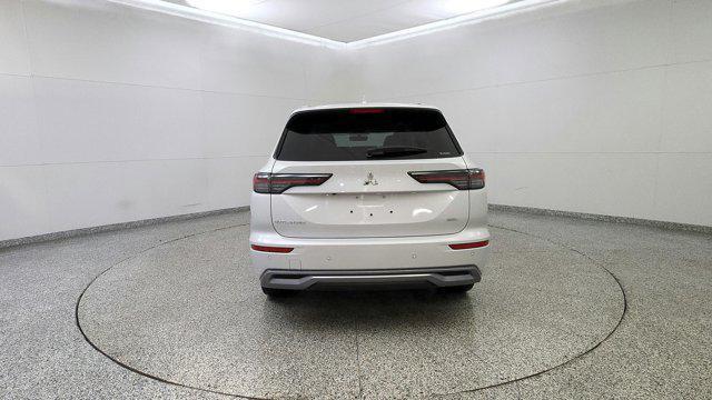 new 2025 Mitsubishi Outlander car, priced at $43,950