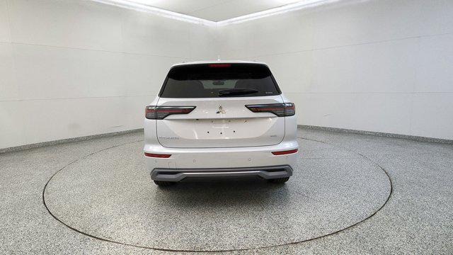 new 2025 Mitsubishi Outlander car, priced at $43,695