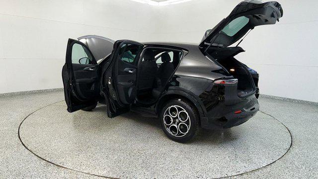 new 2025 Alfa Romeo Tonale car, priced at $40,625