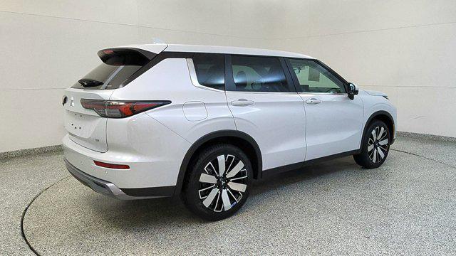 new 2025 Mitsubishi Outlander car, priced at $41,675
