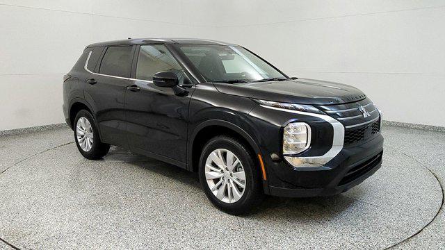 used 2025 Mitsubishi Outlander car, priced at $23,718