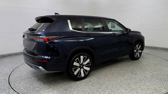 new 2025 Mitsubishi Outlander car, priced at $36,365