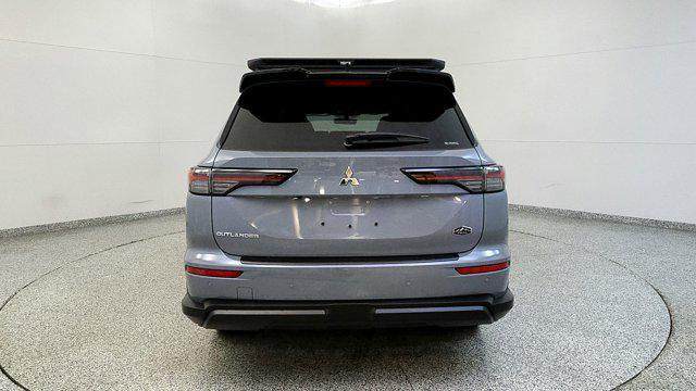 new 2025 Mitsubishi Outlander car, priced at $44,115