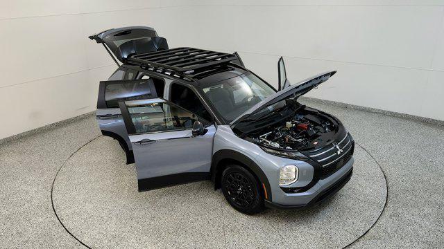 new 2025 Mitsubishi Outlander car, priced at $44,115