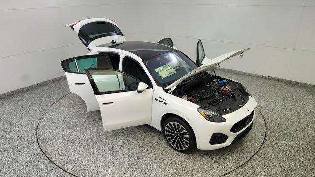 new 2025 Maserati Grecale car, priced at $89,805