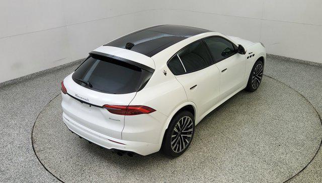 new 2025 Maserati Grecale car, priced at $89,805