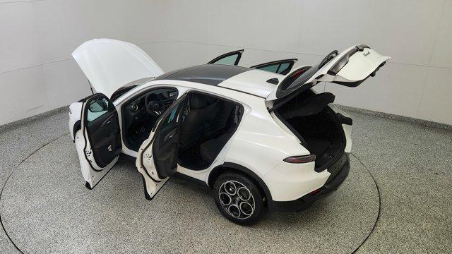 new 2025 Alfa Romeo Tonale car, priced at $43,185