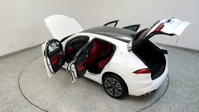 new 2025 Maserati Grecale car, priced at $91,095