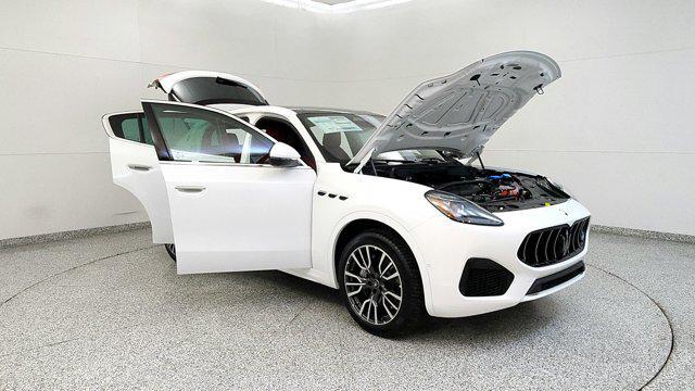 new 2025 Maserati Grecale car, priced at $91,095