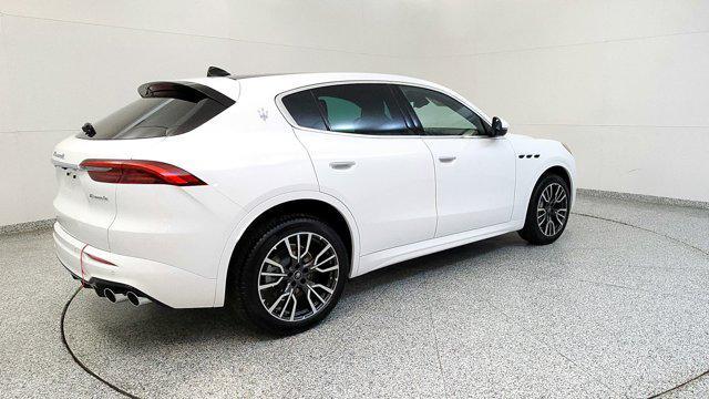 new 2025 Maserati Grecale car, priced at $91,095