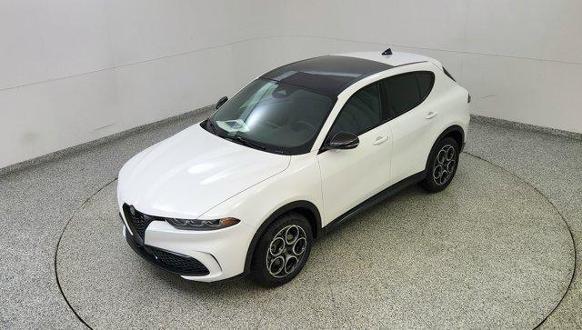 new 2025 Alfa Romeo Tonale car, priced at $43,185