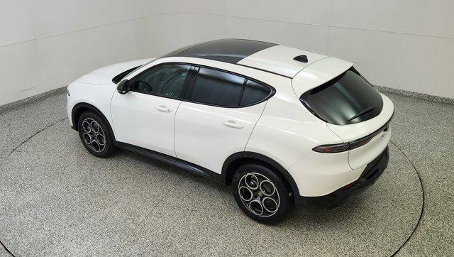 new 2025 Alfa Romeo Tonale car, priced at $43,185