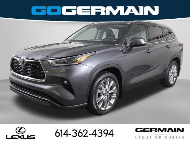 used 2023 Toyota Highlander car, priced at $42,412