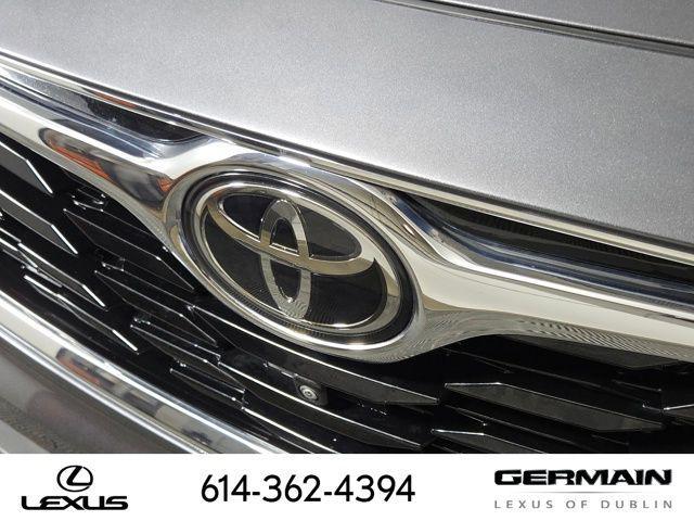 used 2023 Toyota Highlander car, priced at $42,412