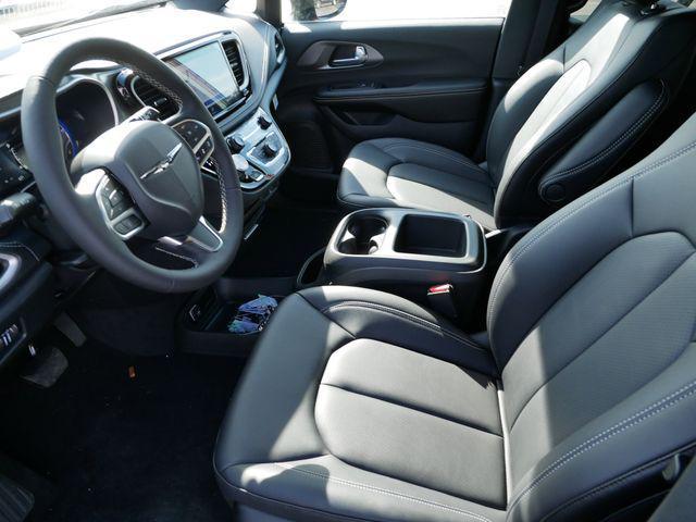 new 2026 Chrysler Pacifica car, priced at $46,961