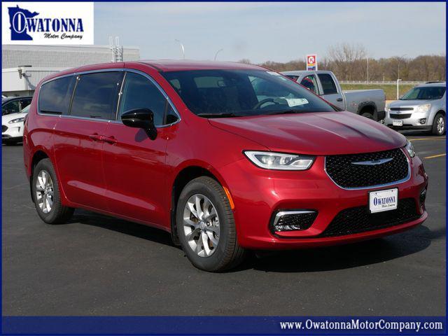 new 2026 Chrysler Pacifica car, priced at $46,961