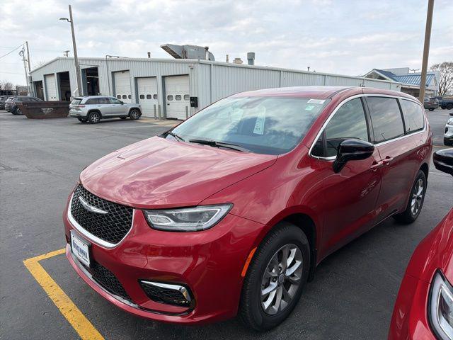 new 2026 Chrysler Pacifica car, priced at $46,961