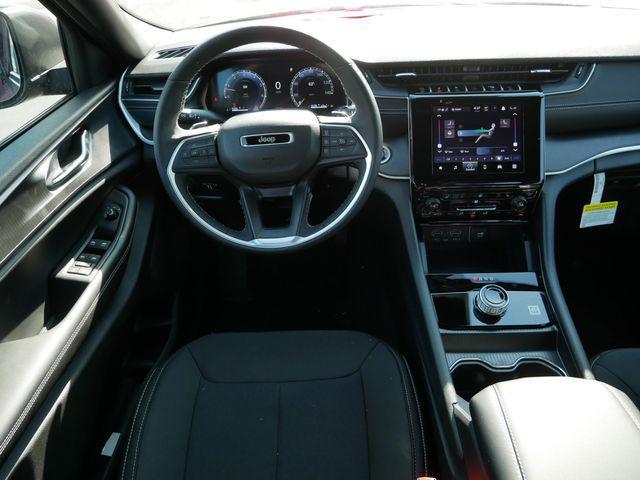 new 2026 Jeep Grand Cherokee car, priced at $42,772