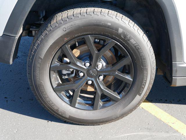 used 2025 Jeep Grand Cherokee car, priced at $35,999