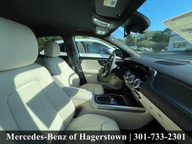 new 2026 Mercedes-Benz GLA 250 car