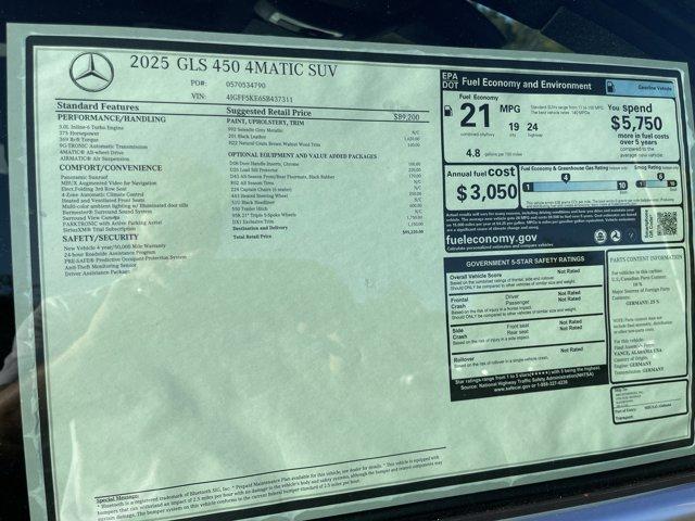 new 2025 Mercedes-Benz GLS 450 car