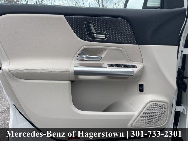 used 2025 Mercedes-Benz GLA 250 car, priced at $36,988