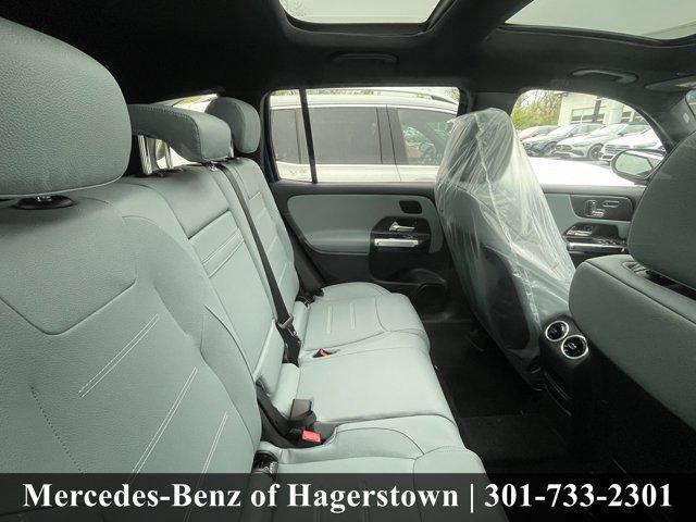 new 2026 Mercedes-Benz GLB 250 car