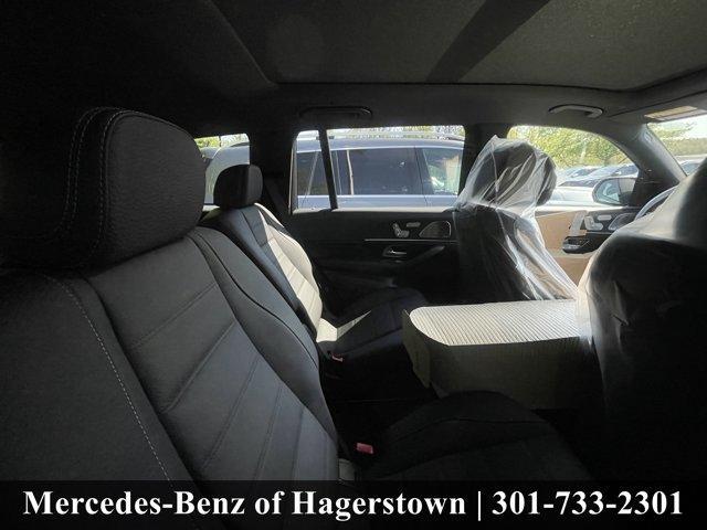 new 2026 Mercedes-Benz GLS 450 car