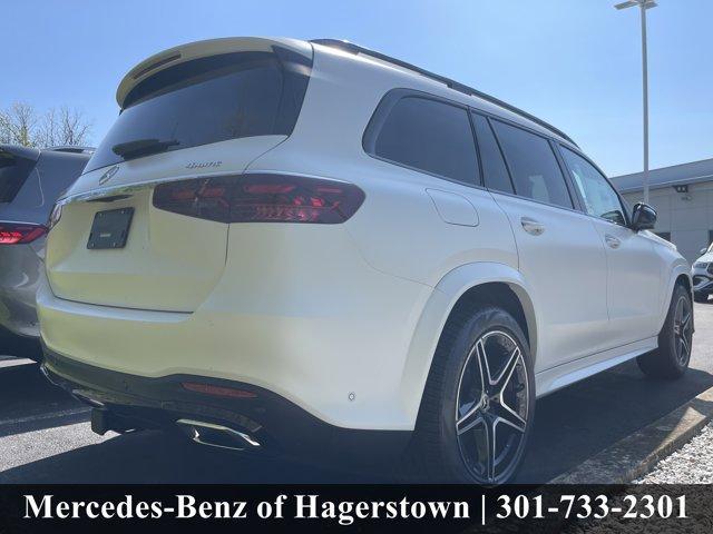 new 2026 Mercedes-Benz GLS 450 car