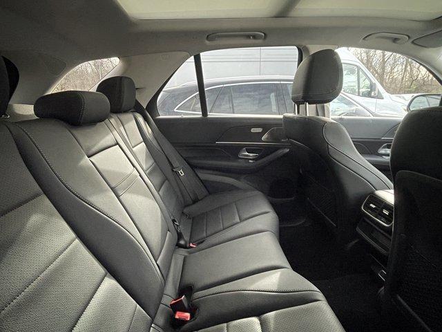 new 2026 Mercedes-Benz GLE 450 car