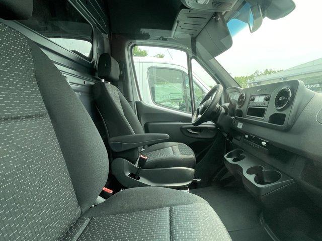 new 2025 Mercedes-Benz Sprinter 2500 car