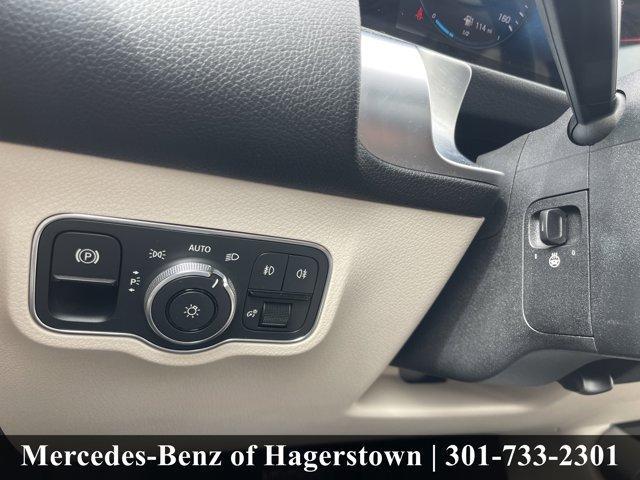 used 2022 Mercedes-Benz GLB 250 car, priced at $30,588