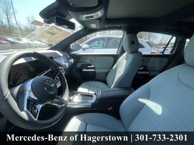 new 2026 Mercedes-Benz GLA 250 car