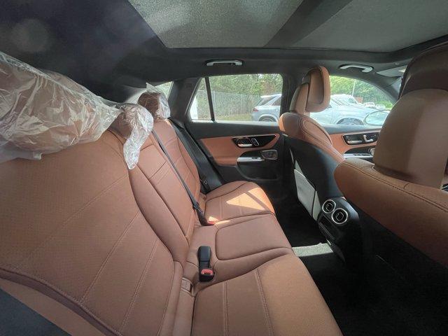 new 2025 Mercedes-Benz GLC 300 car