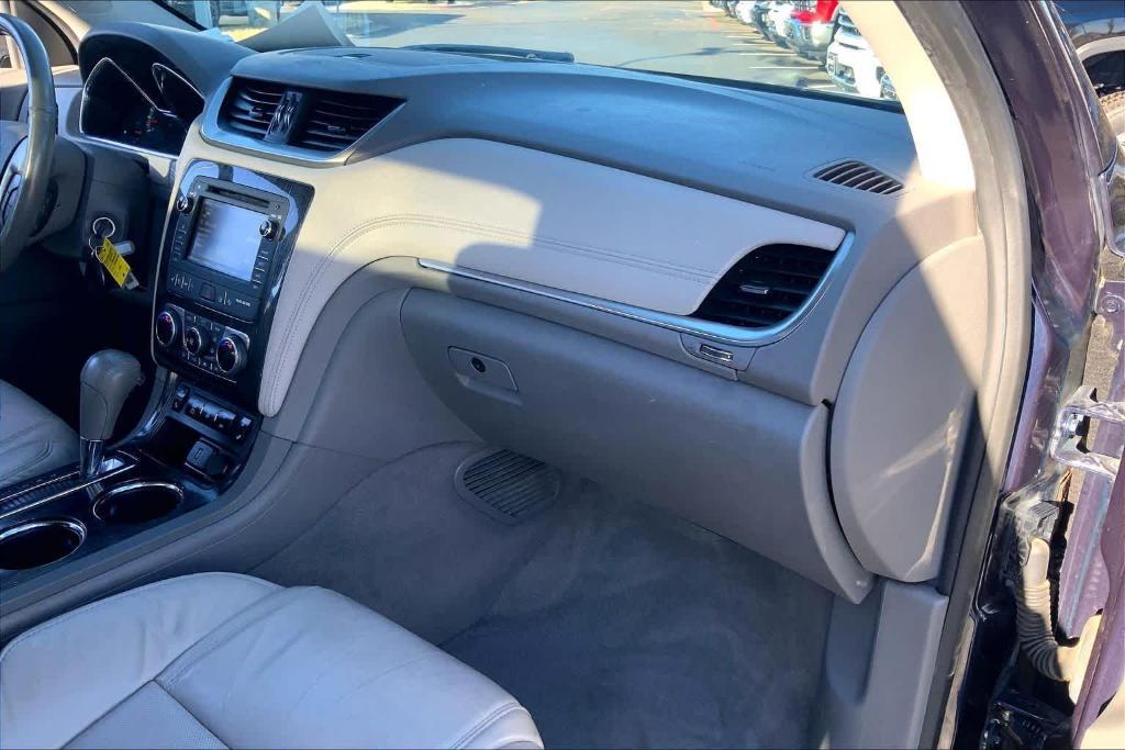 used 2015 Chevrolet Traverse car, priced at $8,996