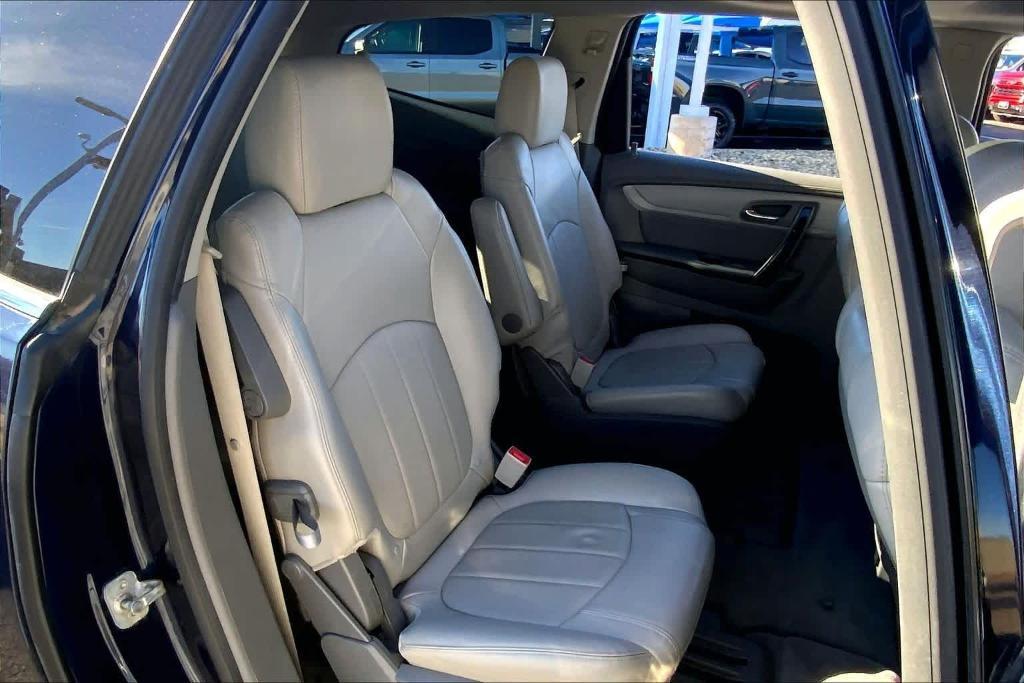 used 2015 Chevrolet Traverse car, priced at $8,996
