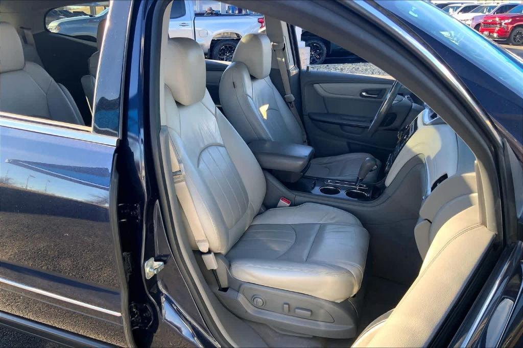 used 2015 Chevrolet Traverse car, priced at $8,996