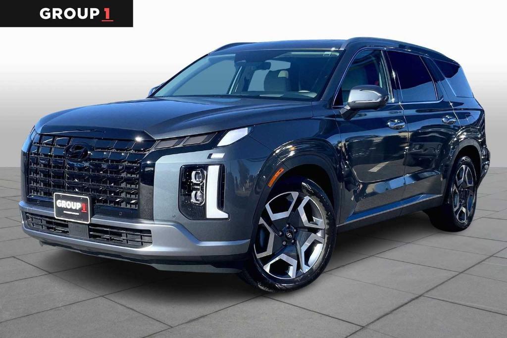 used 2025 Hyundai Palisade car, priced at $42,999