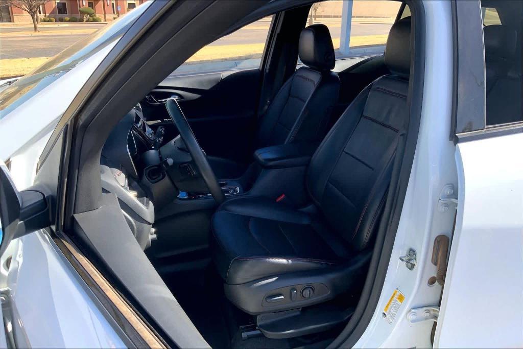 used 2023 Chevrolet Equinox car, priced at $22,214