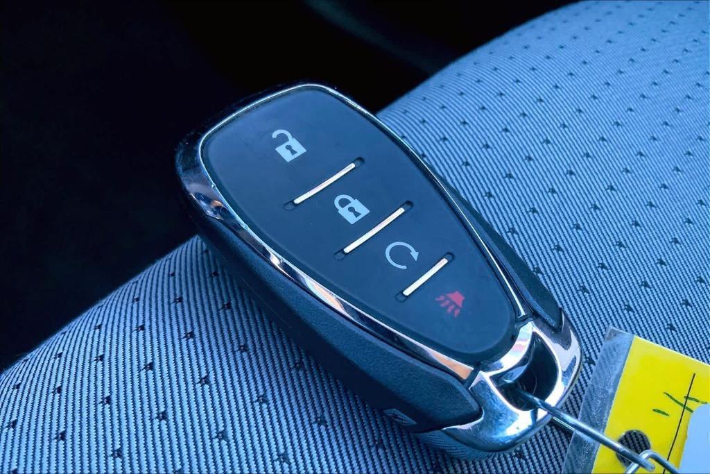 used 2025 Chevrolet Trax car, priced at $22,344